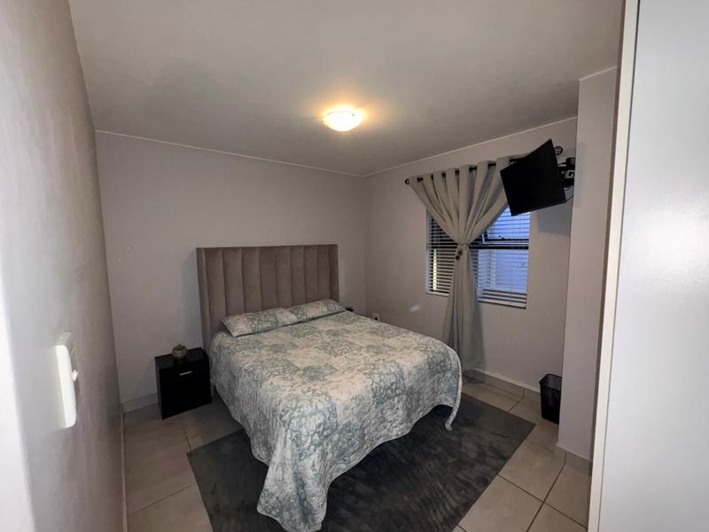 2 Bedroom Property for Sale in Island View Western Cape
